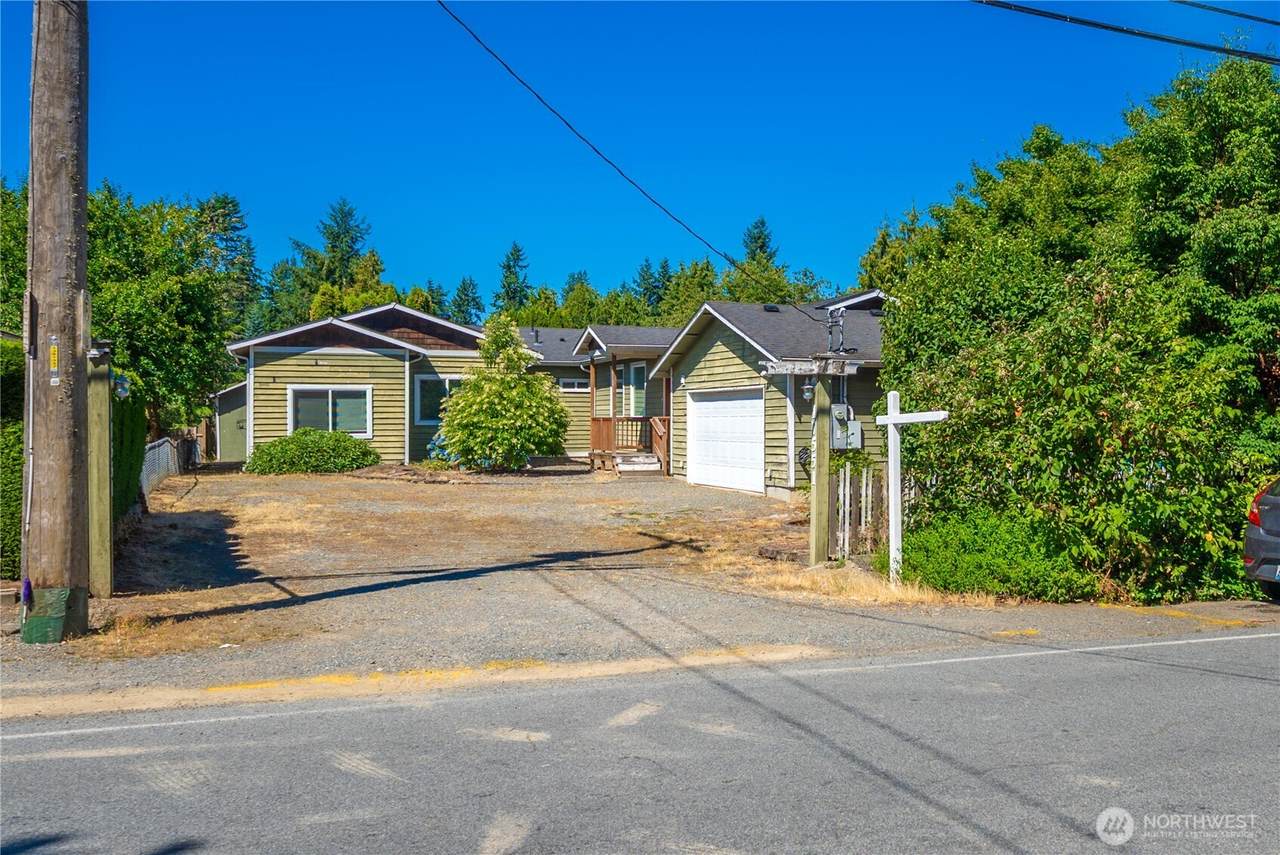 17551 12th Avenue - Photo 1