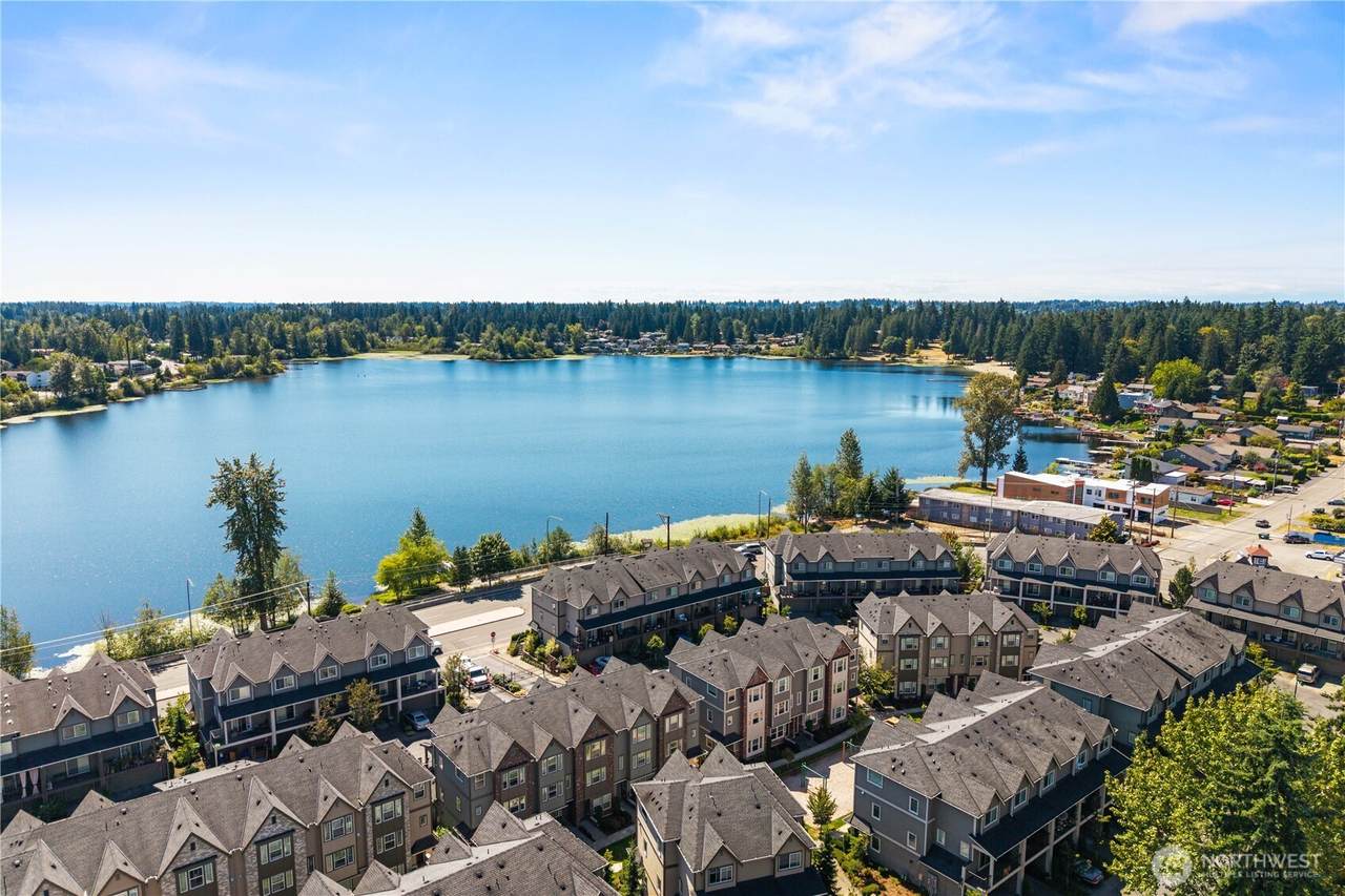 1912 113th Place - Photo 1