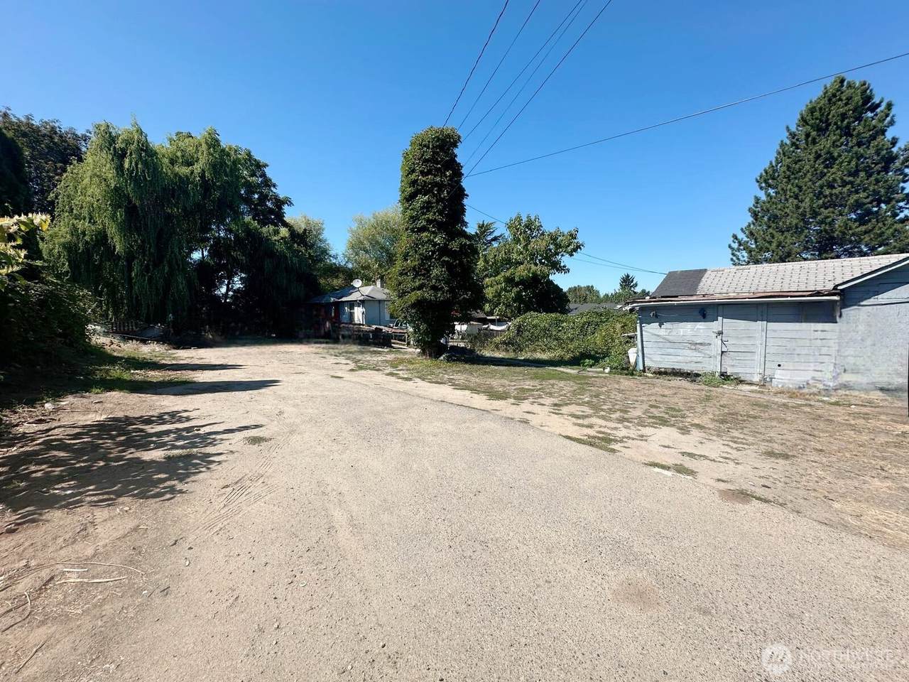 8663 Beacon Avenue - Photo 1