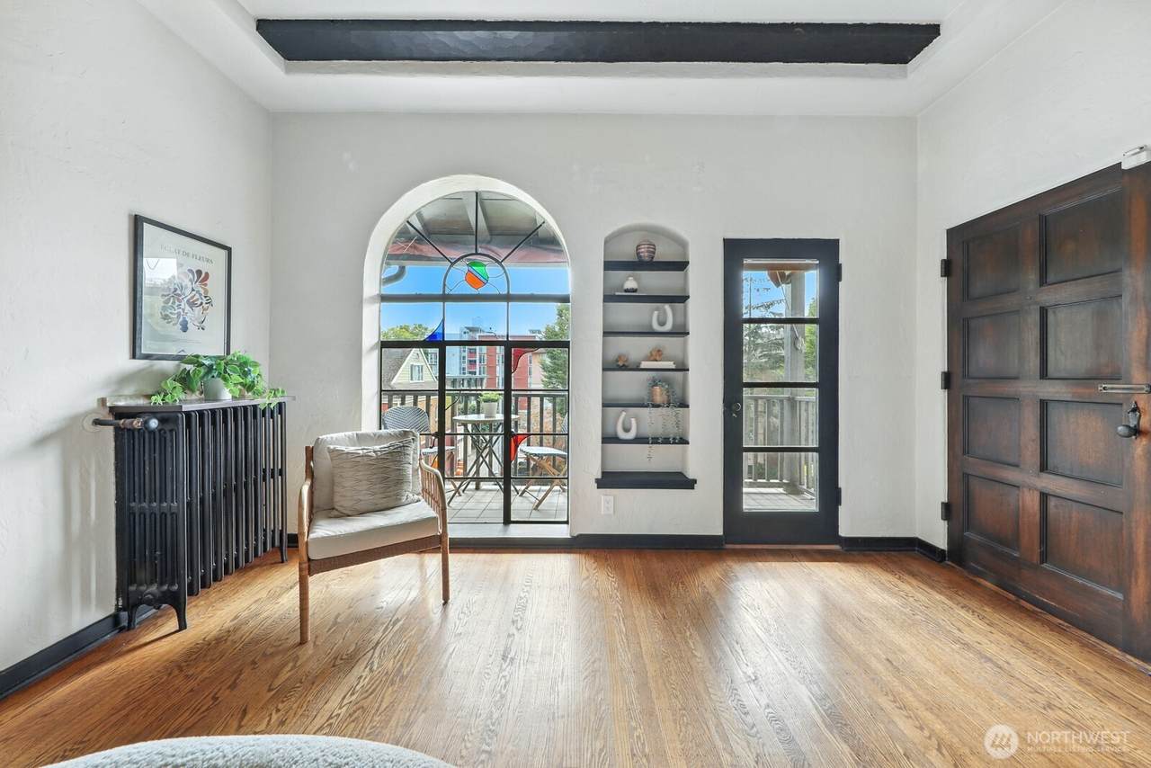 1106 42nd Street - Photo 1