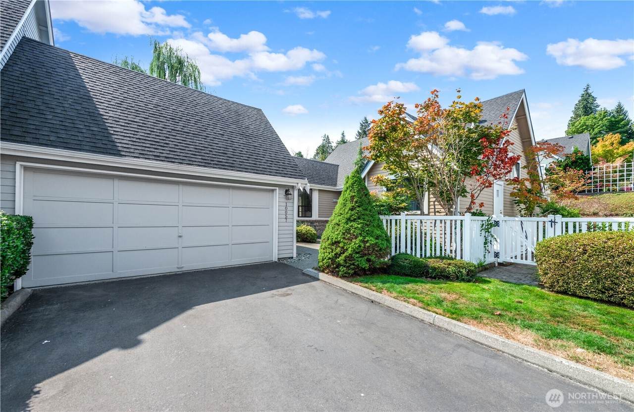 10057 Wallingford Avenue - Photo 1