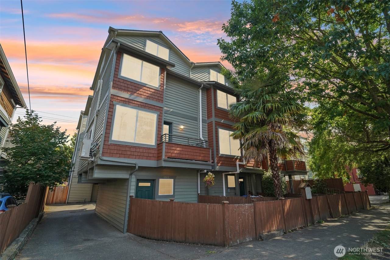 6562 5th Avenue - Photo 1