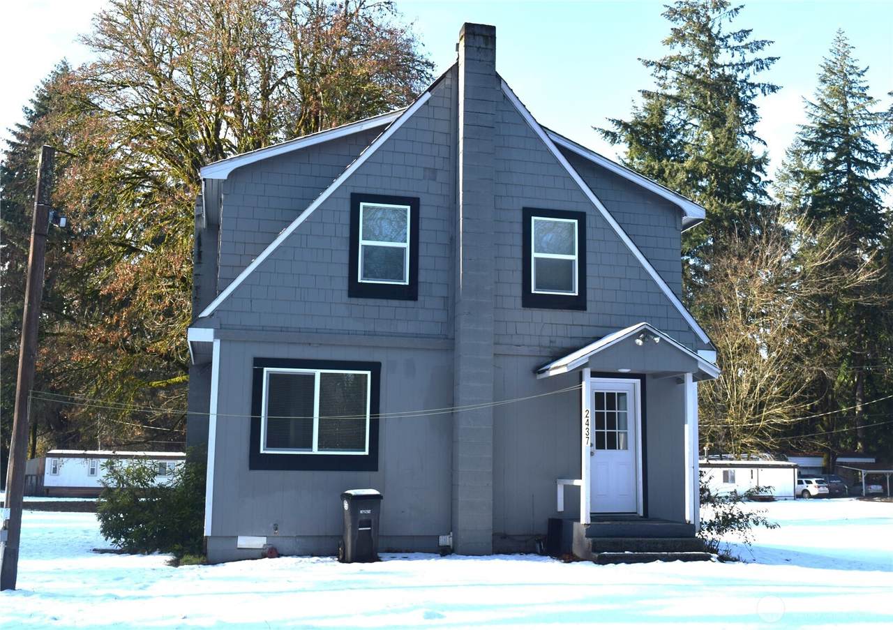 2437 73rd Avenue - Photo 1