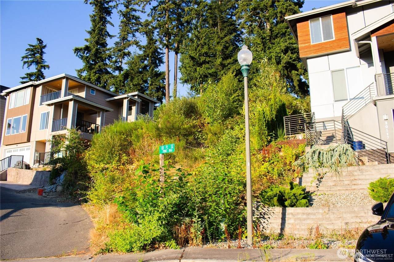 22728 101st Place - Photo 1