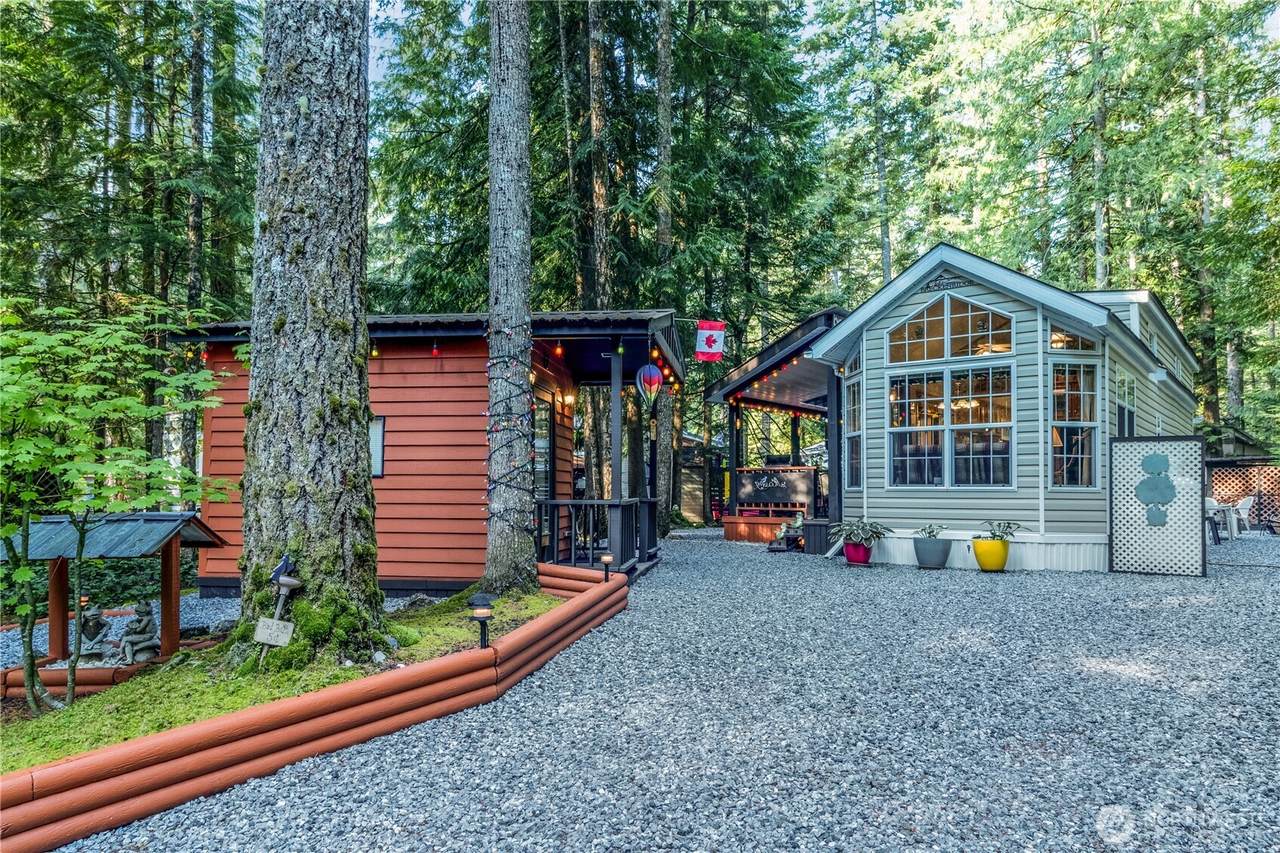 112 2 Pioneer Circle - Photo 1