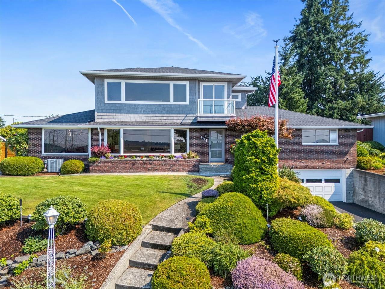 1741 Jackson Avenue - Photo 1