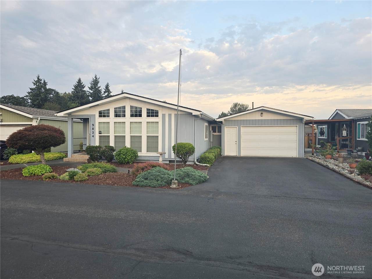 9824 Asotin Street - Photo 1