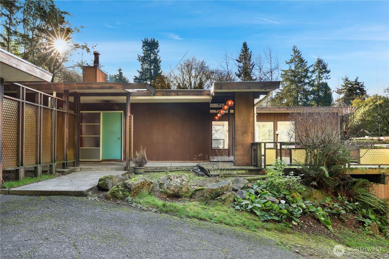 16206 Maplewild Avenue - Photo 1