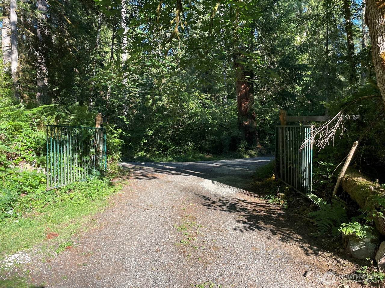 13863 351st Avenue - Photo 1