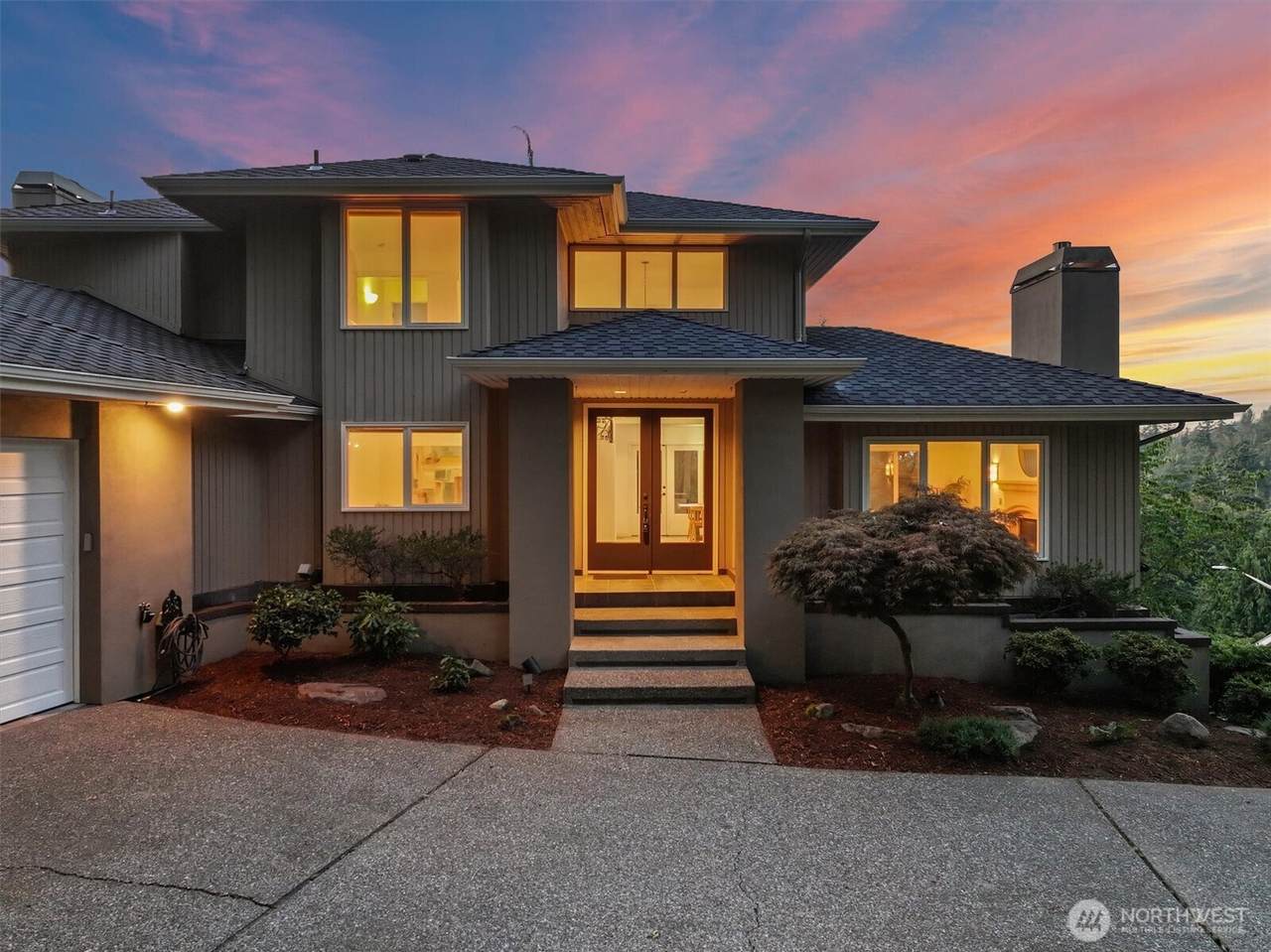 7926 139th Avenue - Photo 1