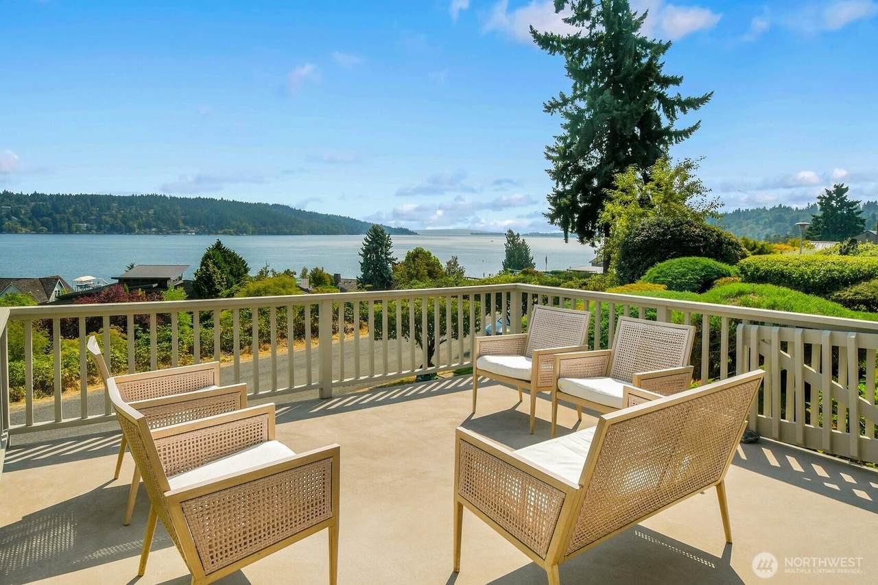 16535 41st Avenue - Photo 1