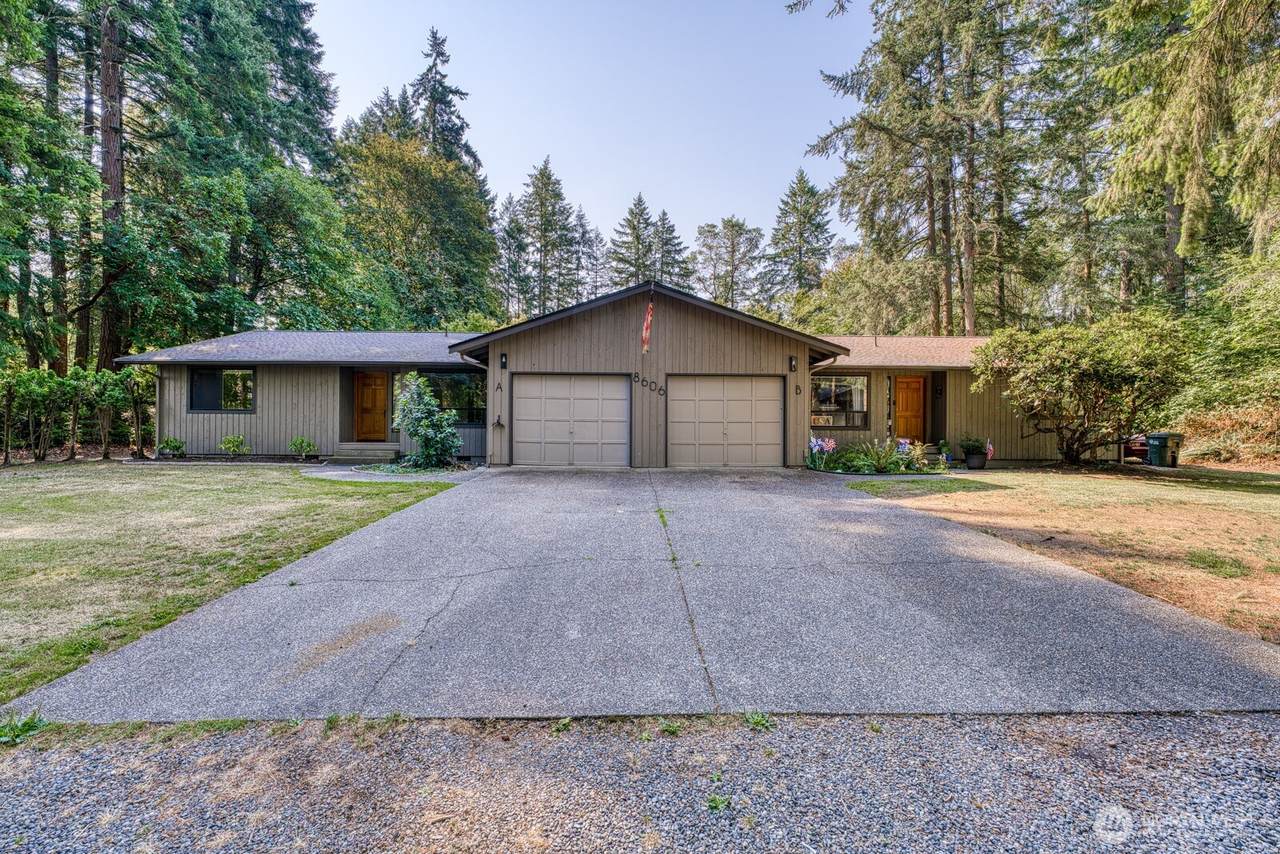 8606 8608 145th Street - Photo 1