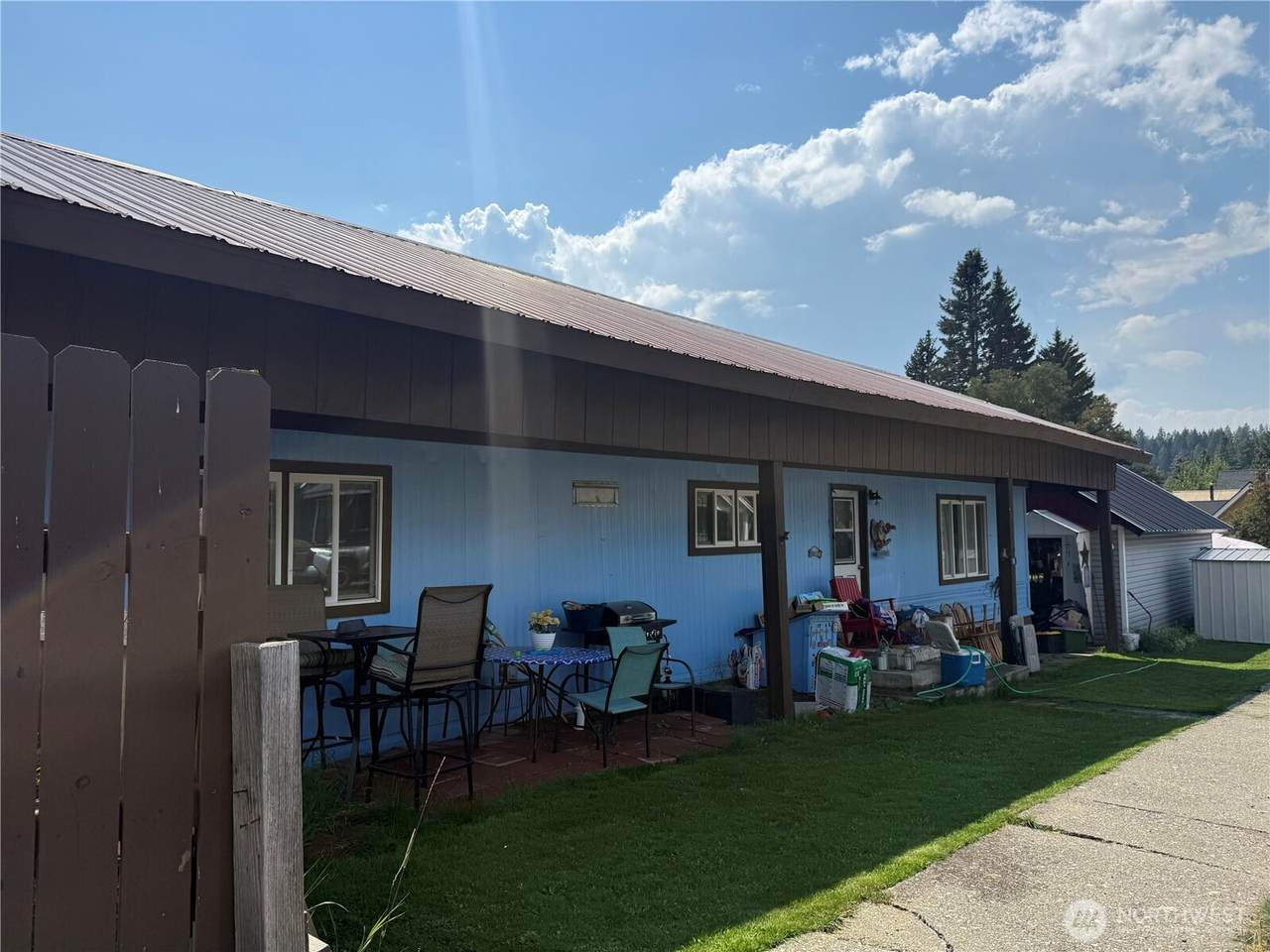 106 E Utah Avenue - Photo 1