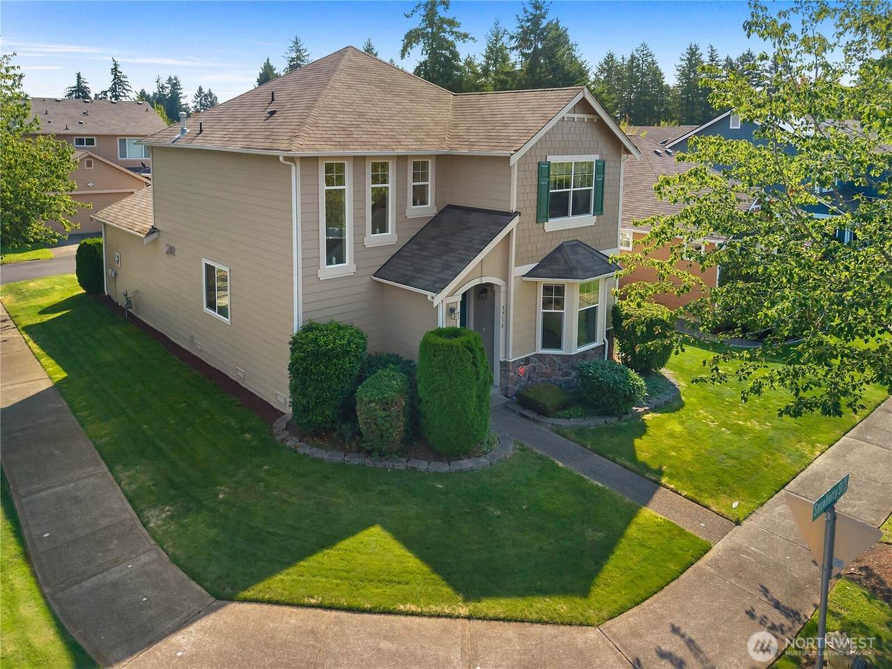 3716 Snowberry Street - Photo 1