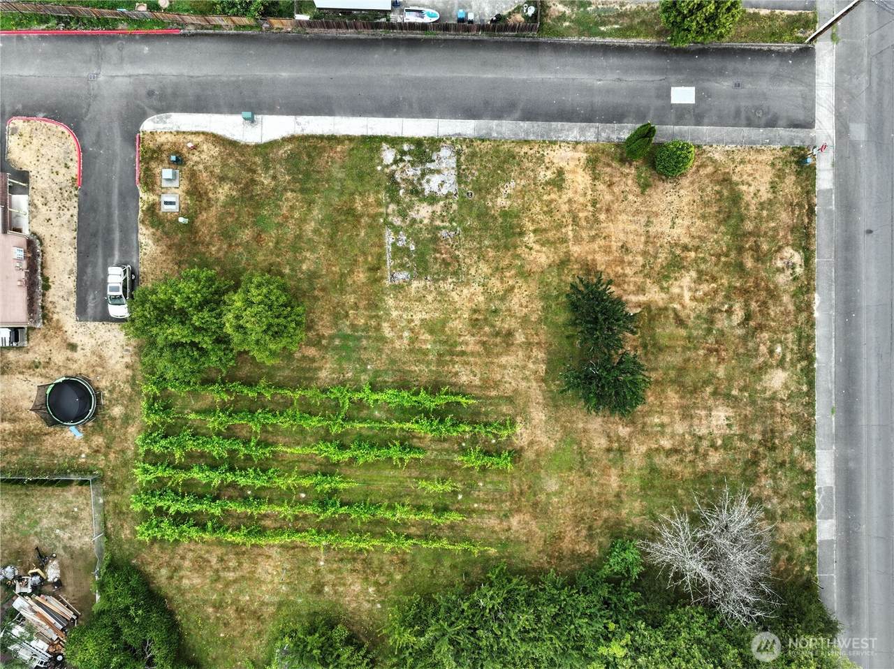 515 Hight Avenue - Photo 1