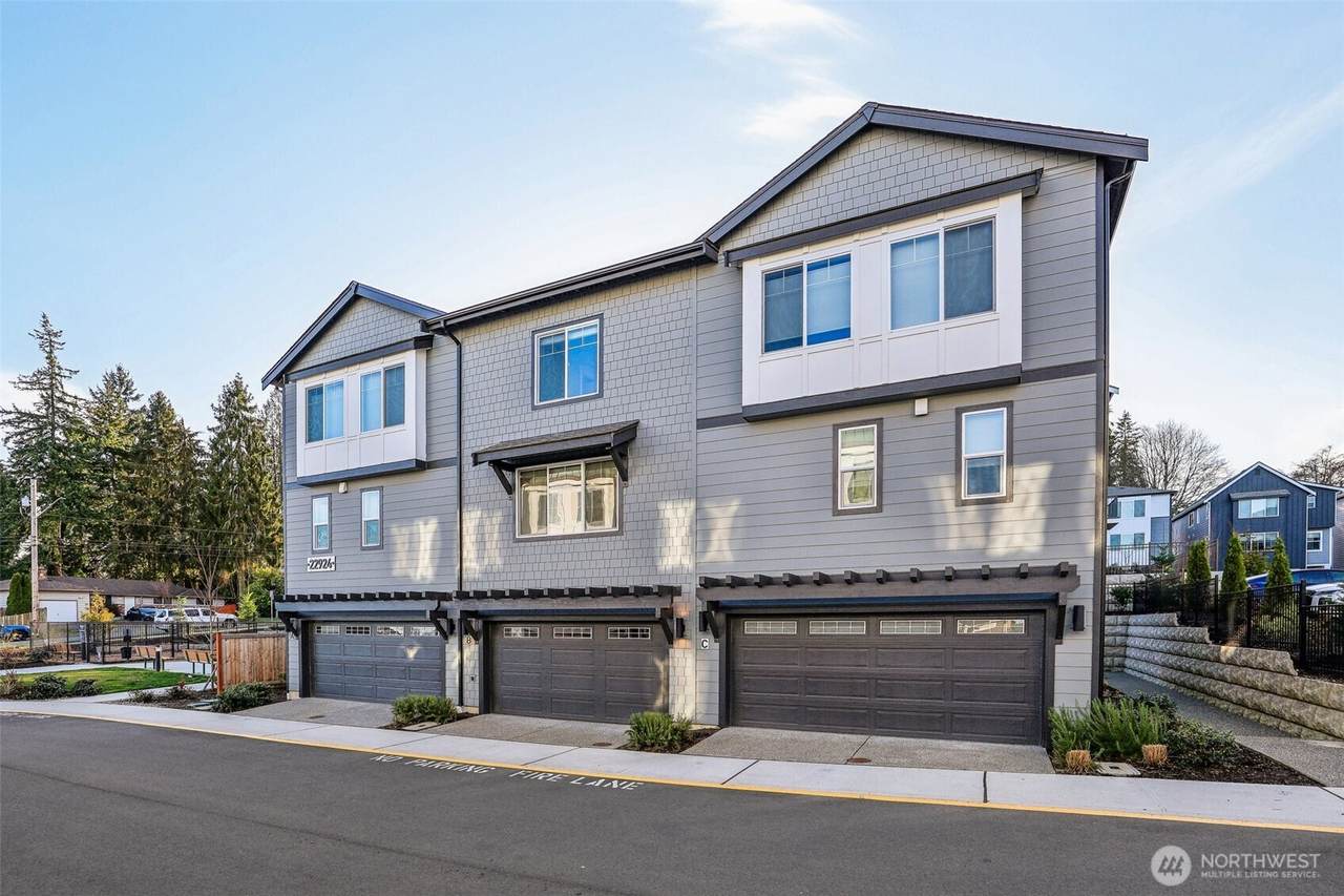 22924 80th Place - Photo 1