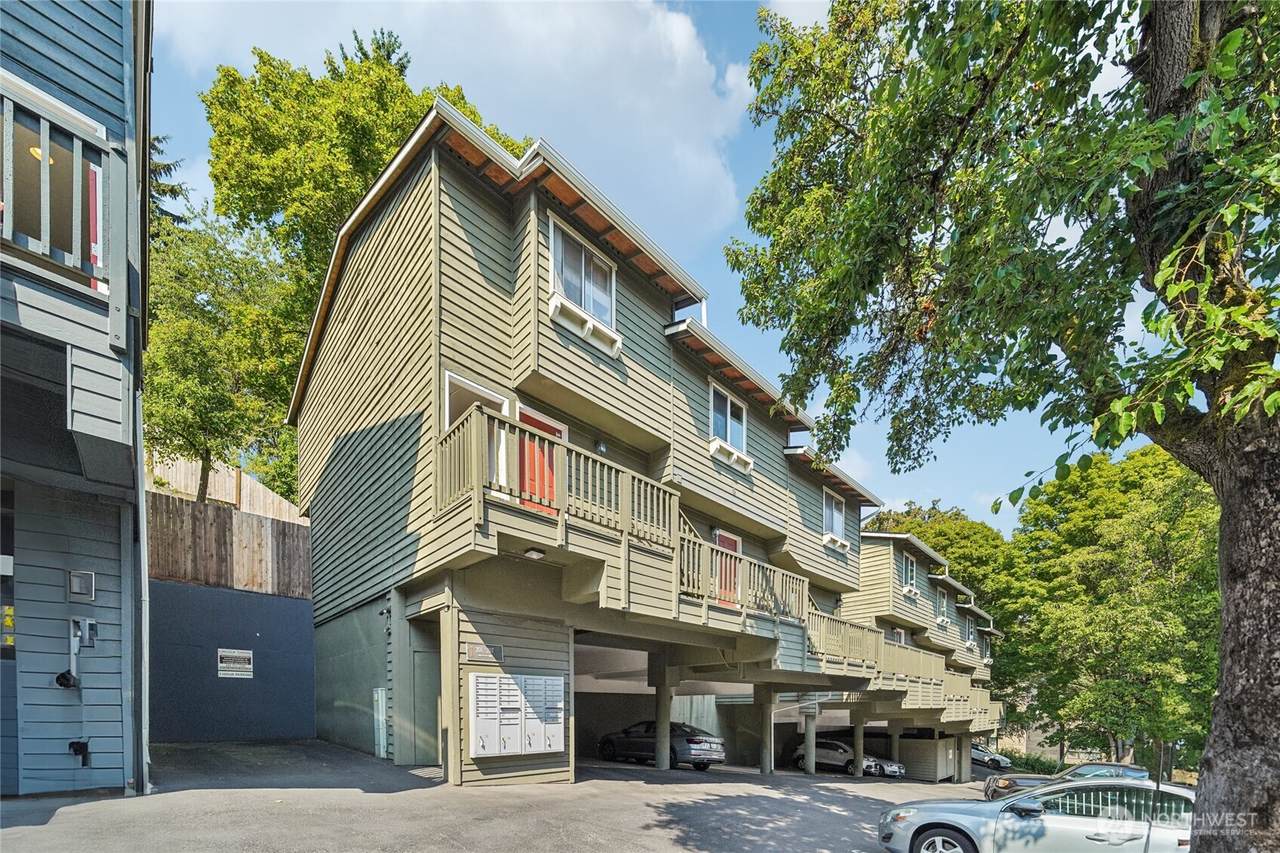 301 Raye Street - Photo 1