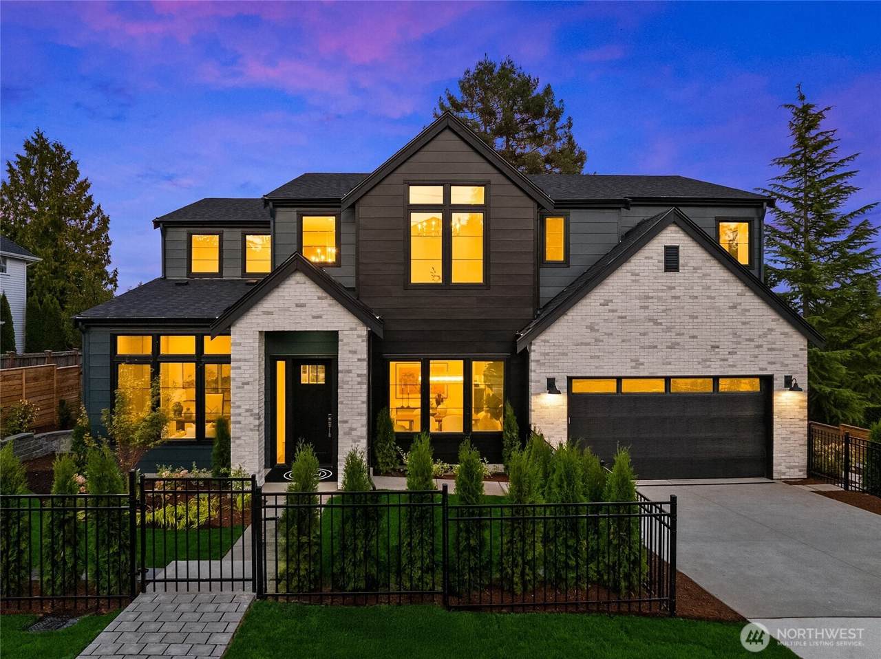 1822 100th Ave - Photo 1