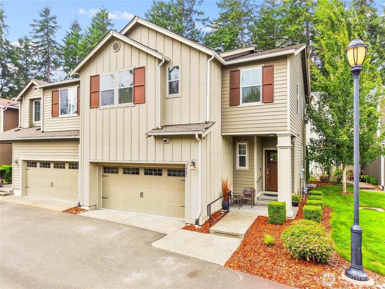 3923 Jett Lane - Photo 1