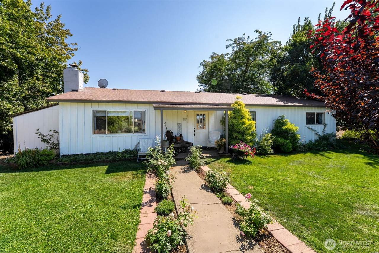 2147 Glenwood Highway - Photo 1