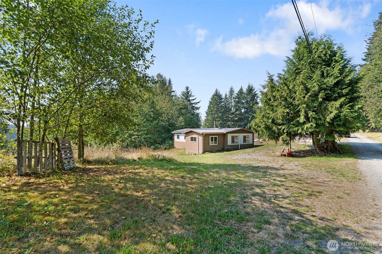 3412 147th Avenue - Photo 1