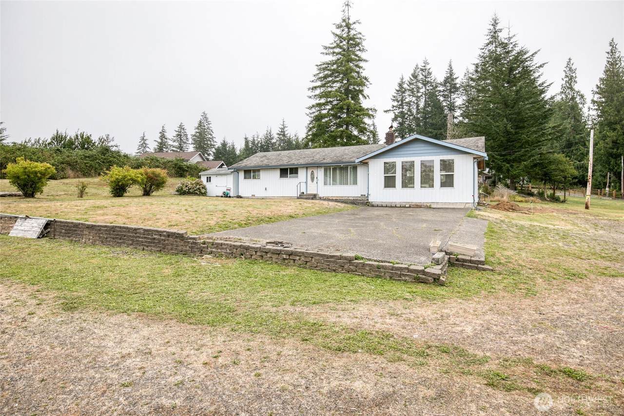 576 Ocean Beach Road - Photo 1