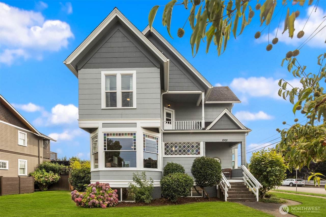 1002 Thompson Street - Photo 1