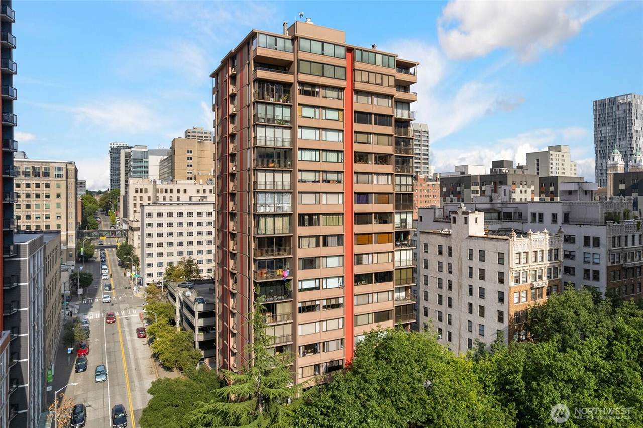 1120 8th Avenue - Photo 1