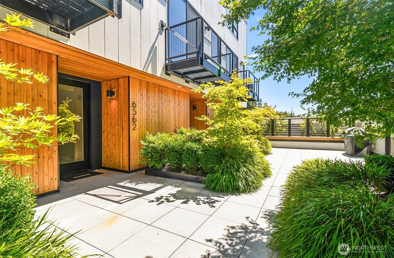 6562 Ravenna Avenue - Photo 1