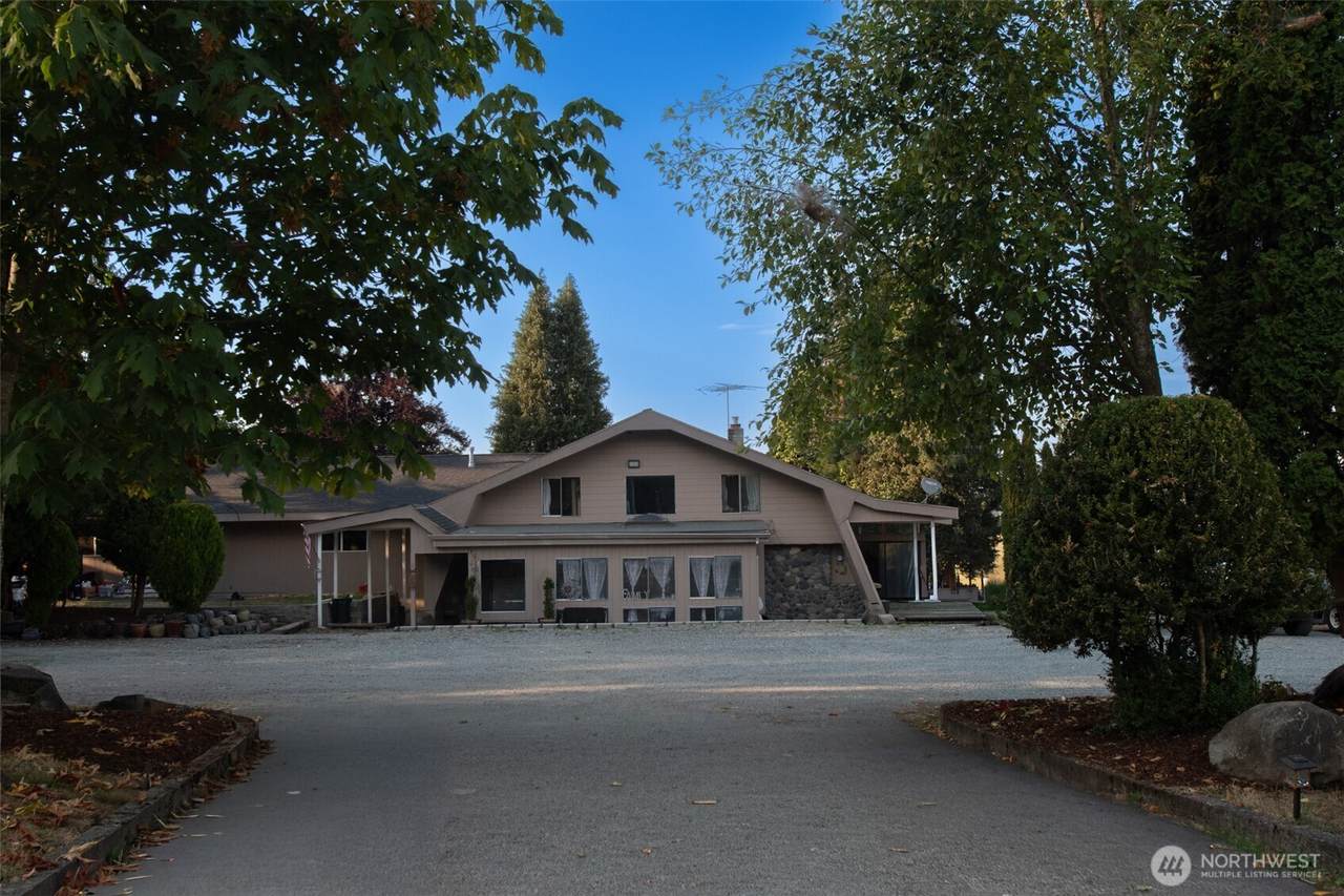 38918 191st Avenue - Photo 1