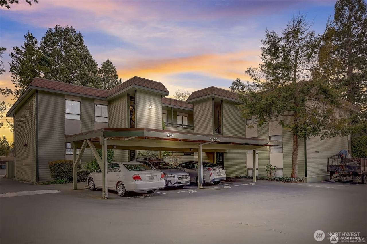 18904 8th Avenue - Photo 1