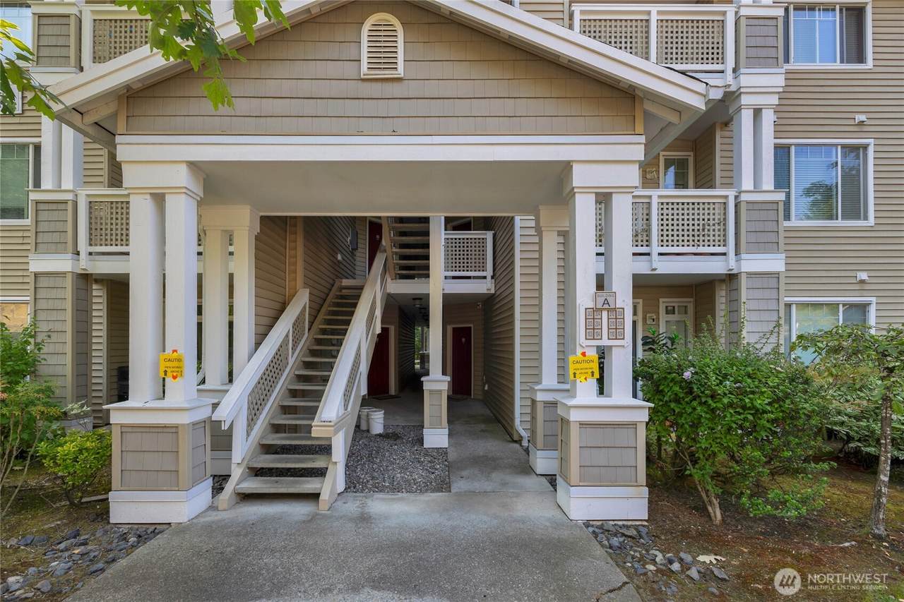 15300 112th Avenue - Photo 1