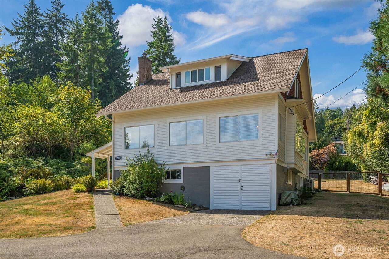 10110 Southworth Drive - Photo 1