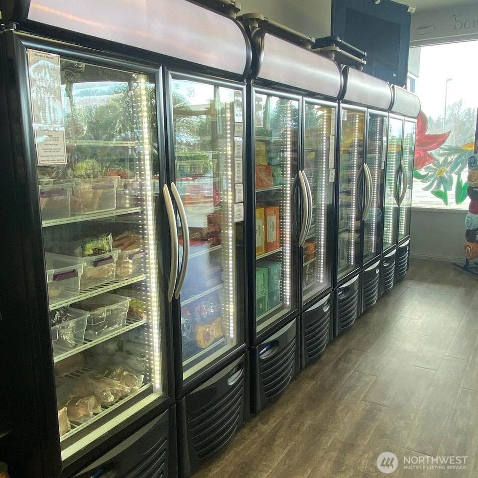 204 Fashion Way - Photo 1