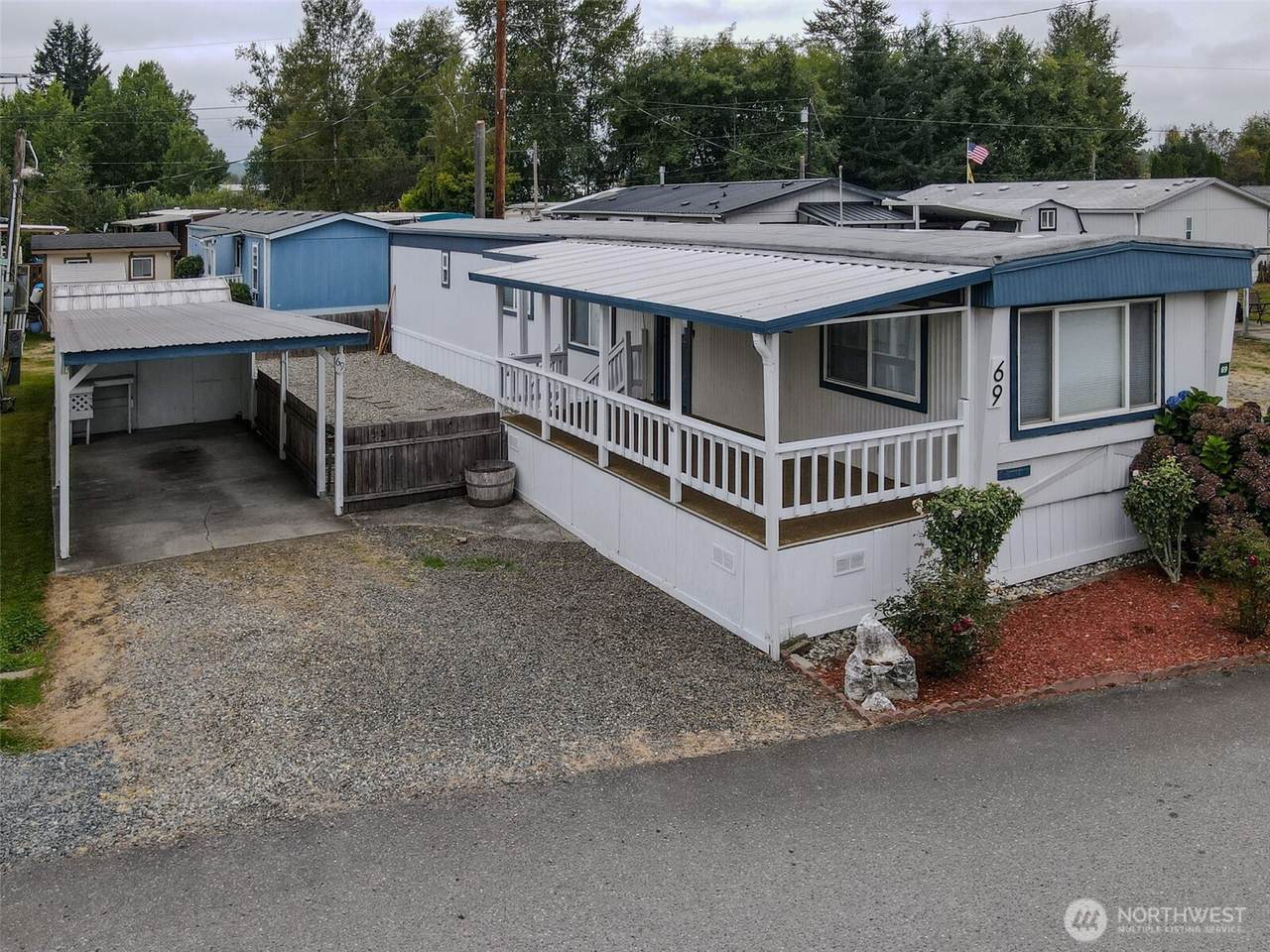 3715 152nd Street - Photo 1