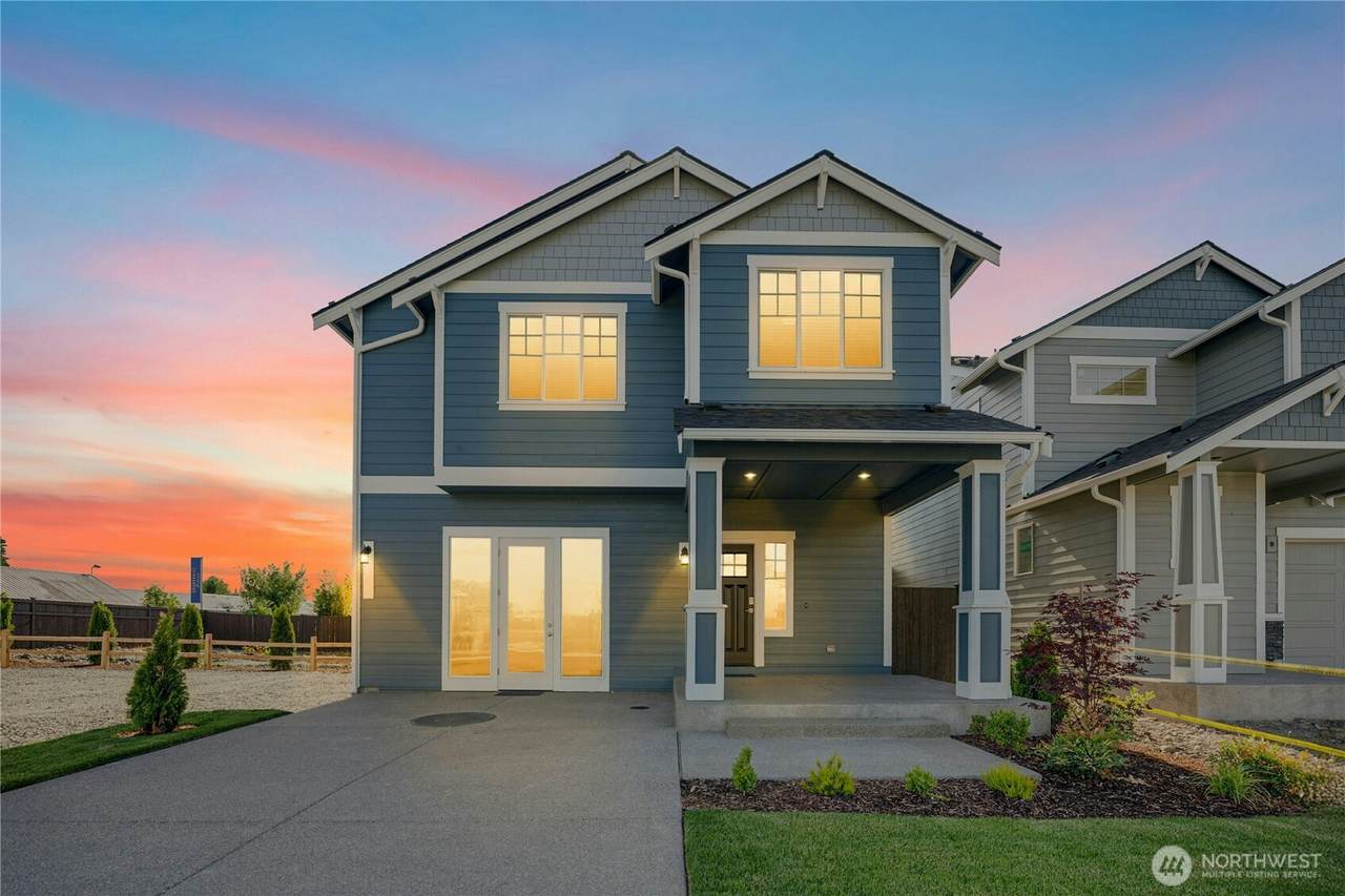 9413 Chief Leschi Street - Photo 1