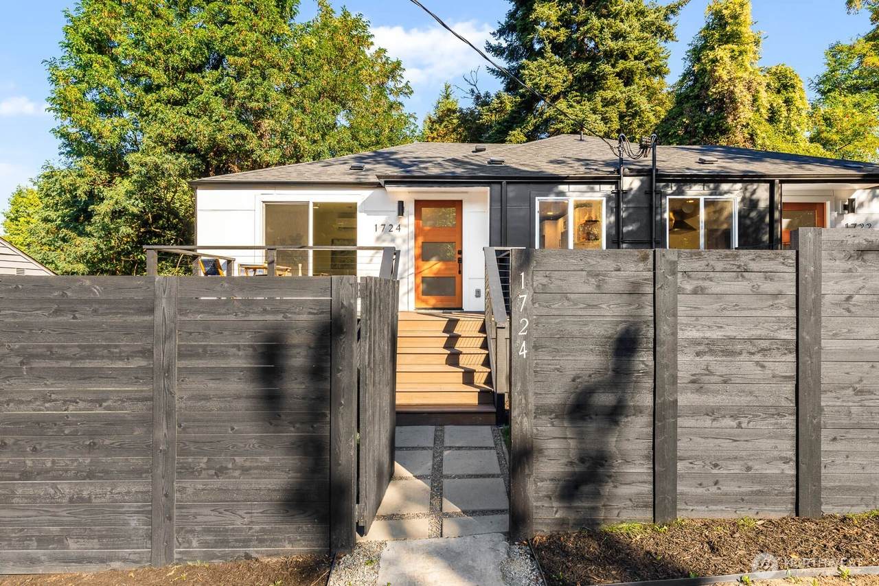 1724 Martin Luther King Jr Way - Photo 1