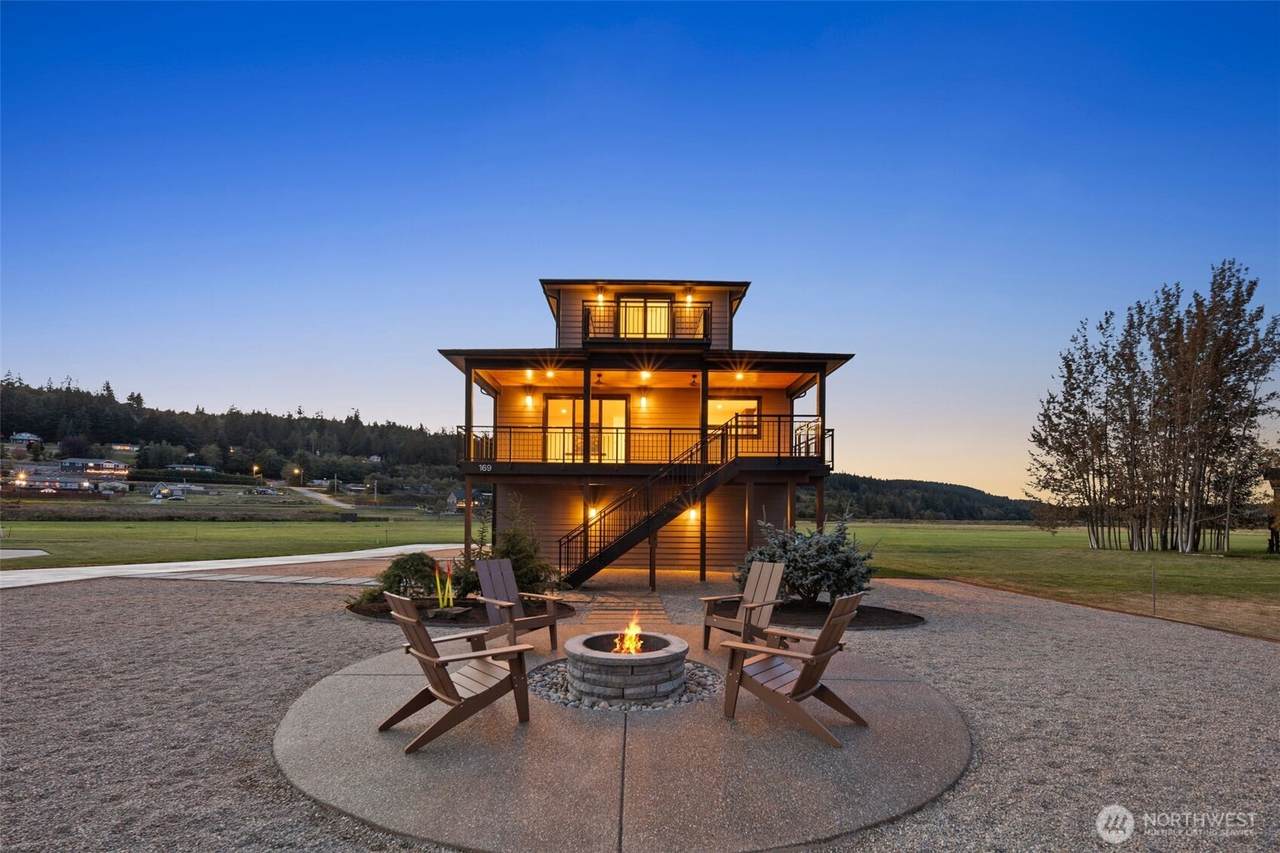 169 Driftwood Shores Road - Photo 1