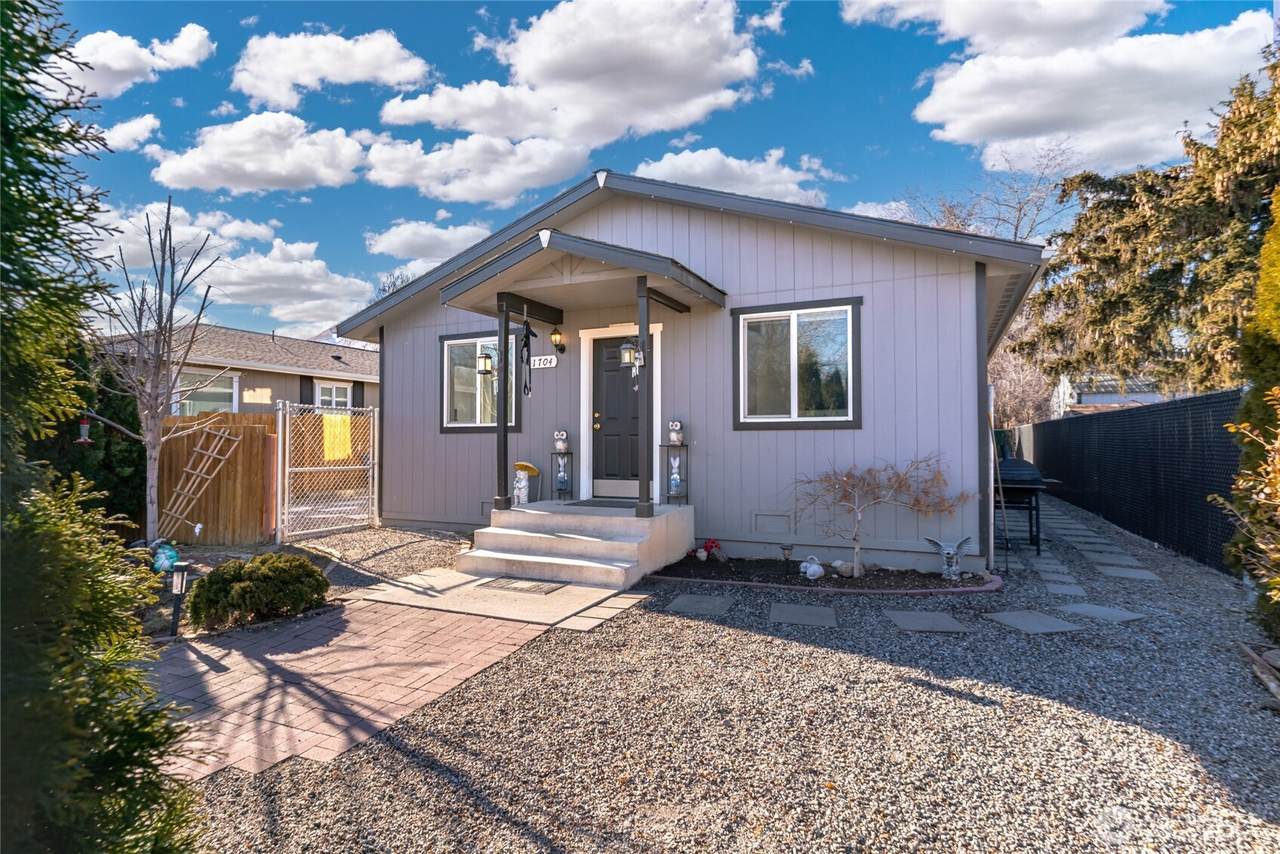 1704 Frances Court - Photo 1