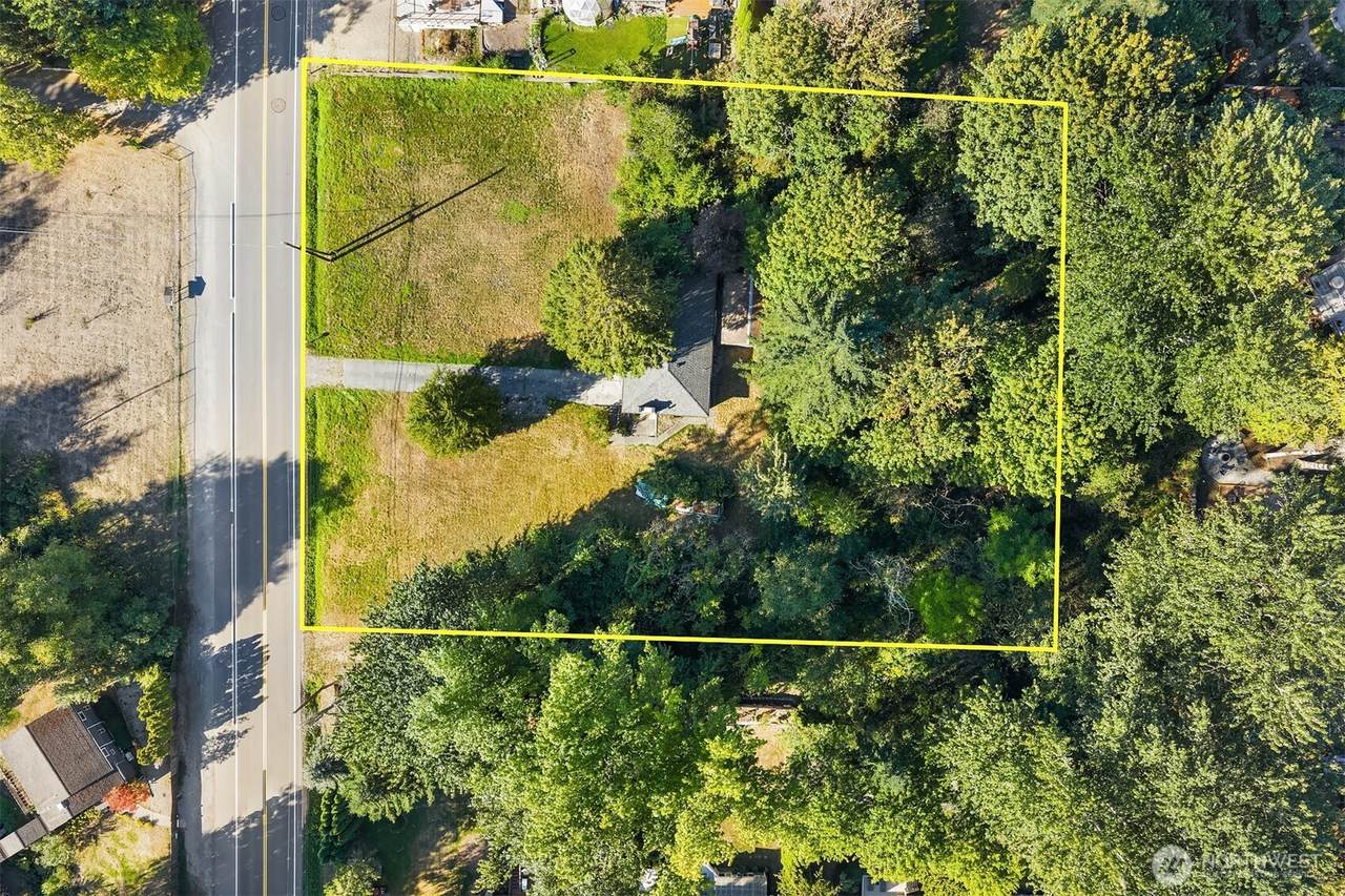 19044 35th Avenue - Photo 1