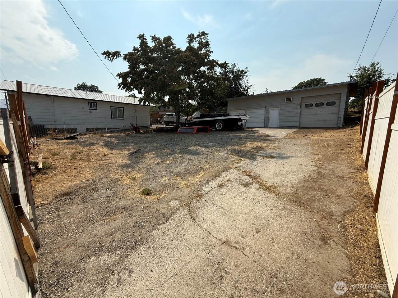 810 Cashmere Street - Photo 1