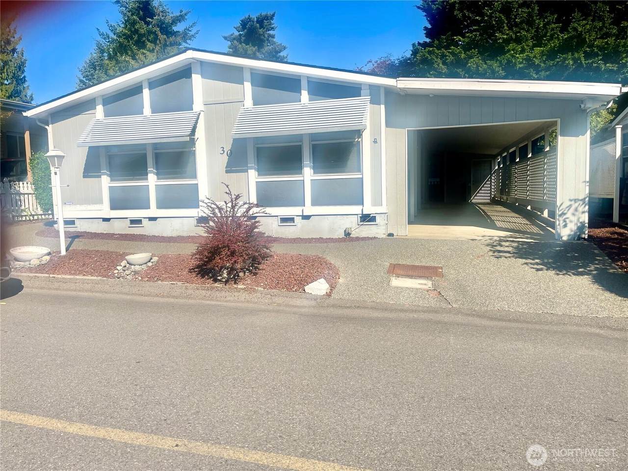 32820 20th Street - Photo 1