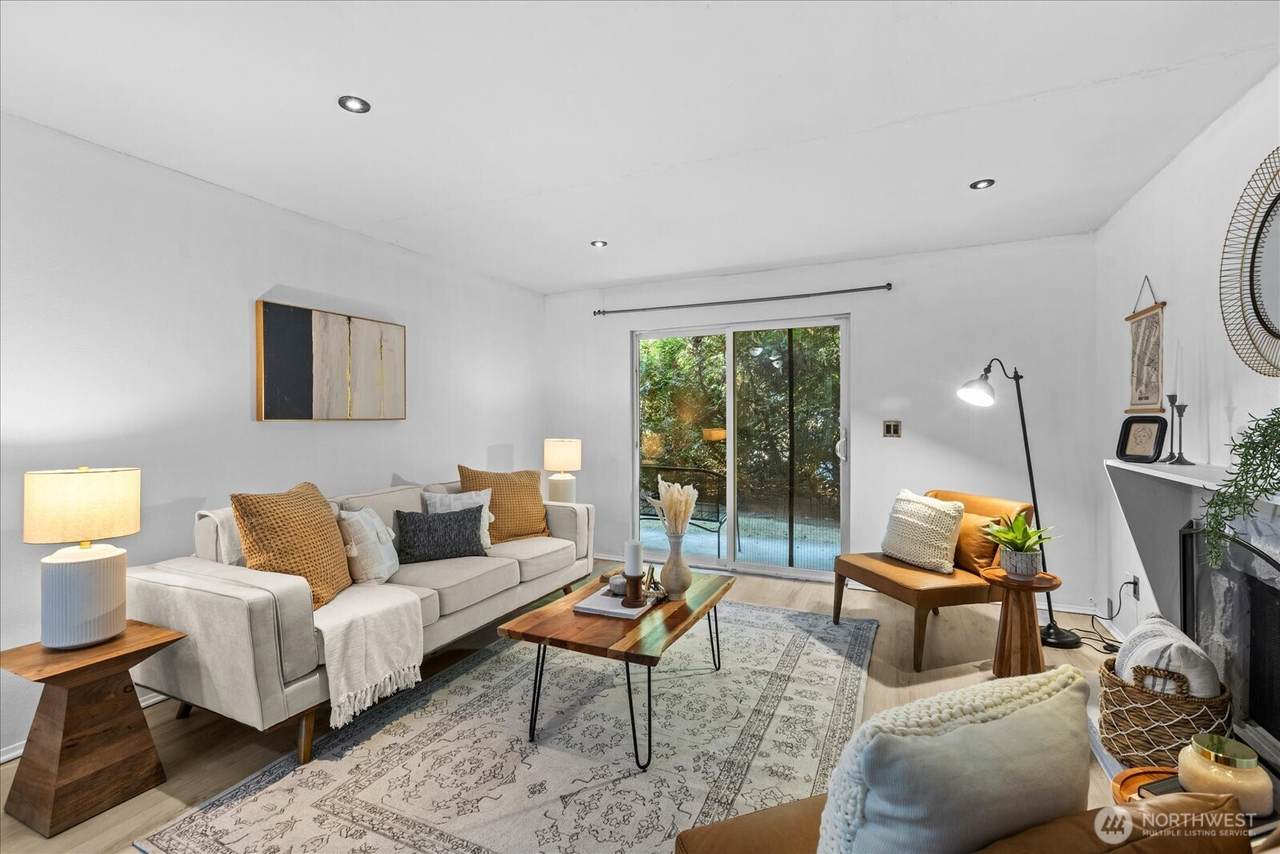 22107 66th Avenue - Photo 1