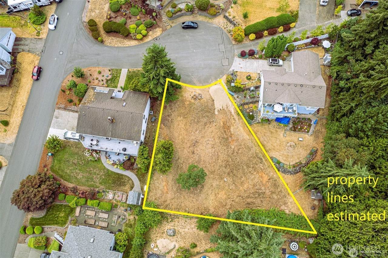 8110 Lorie Court - Photo 1