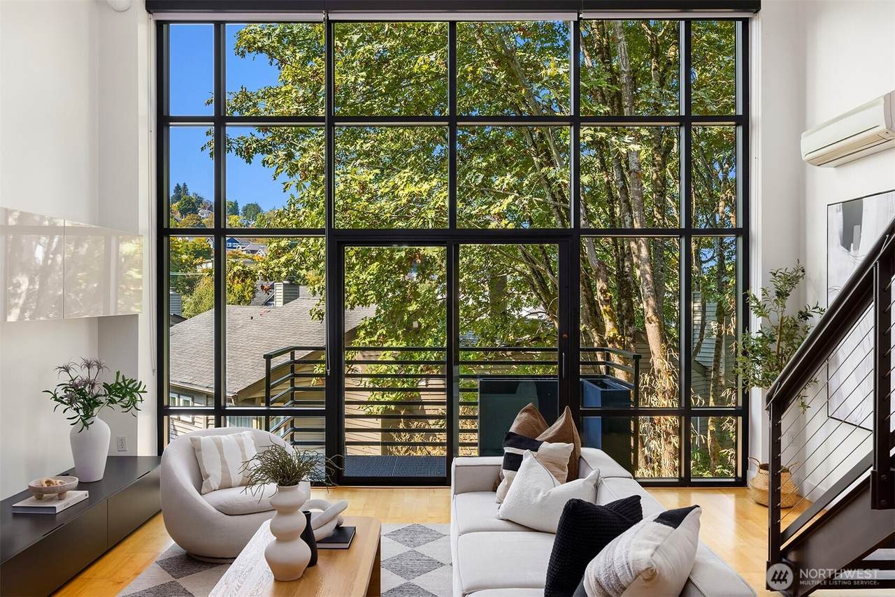 2914 Madison Street - Photo 1