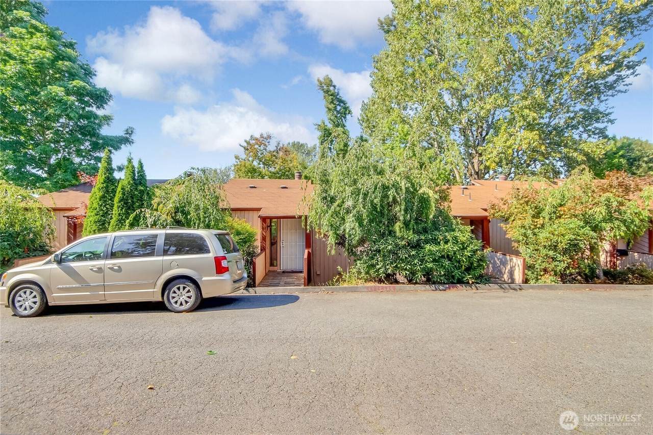 12421 74th Lane - Photo 1