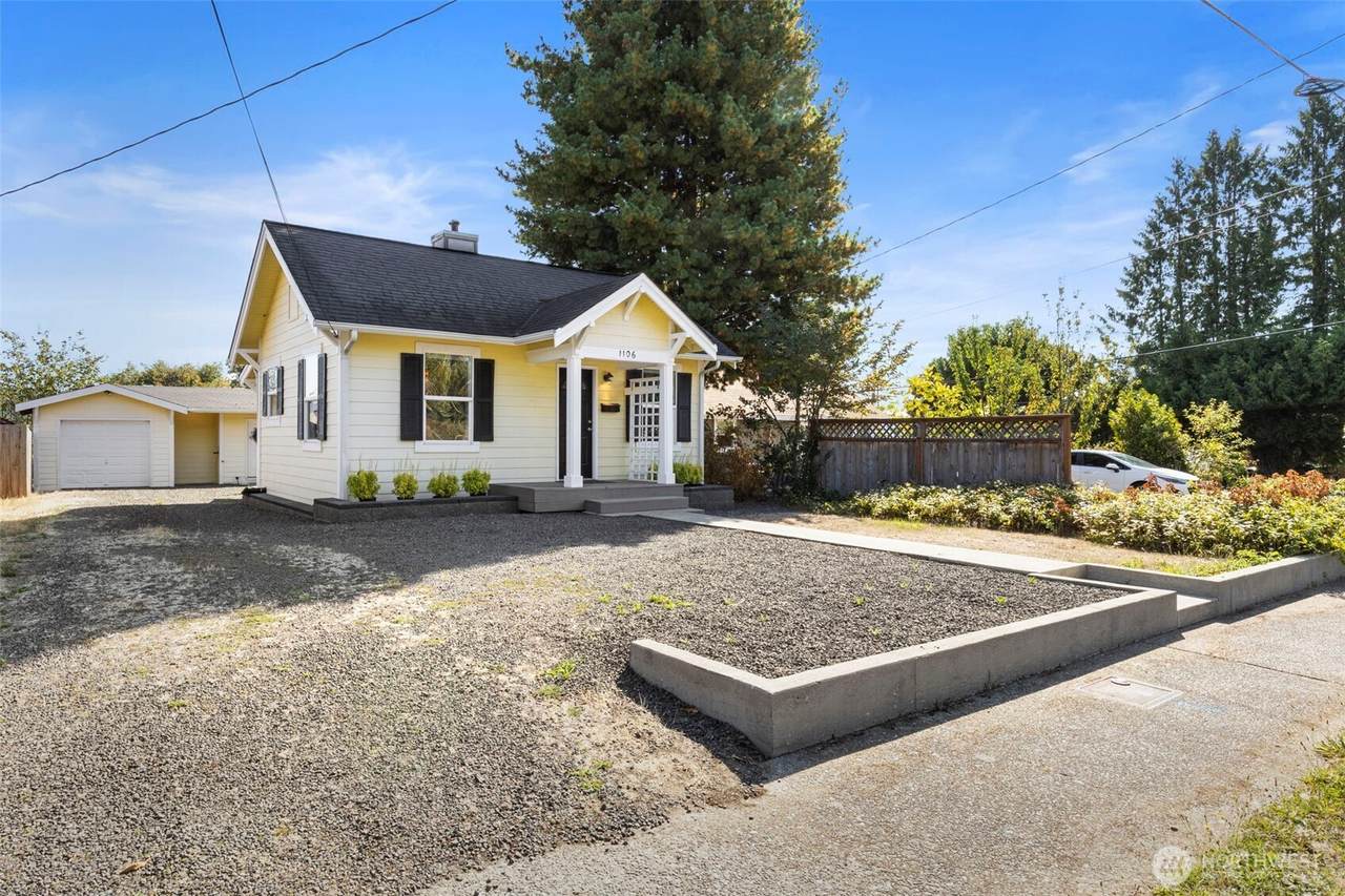 1106 Lincoln Avenue - Photo 1