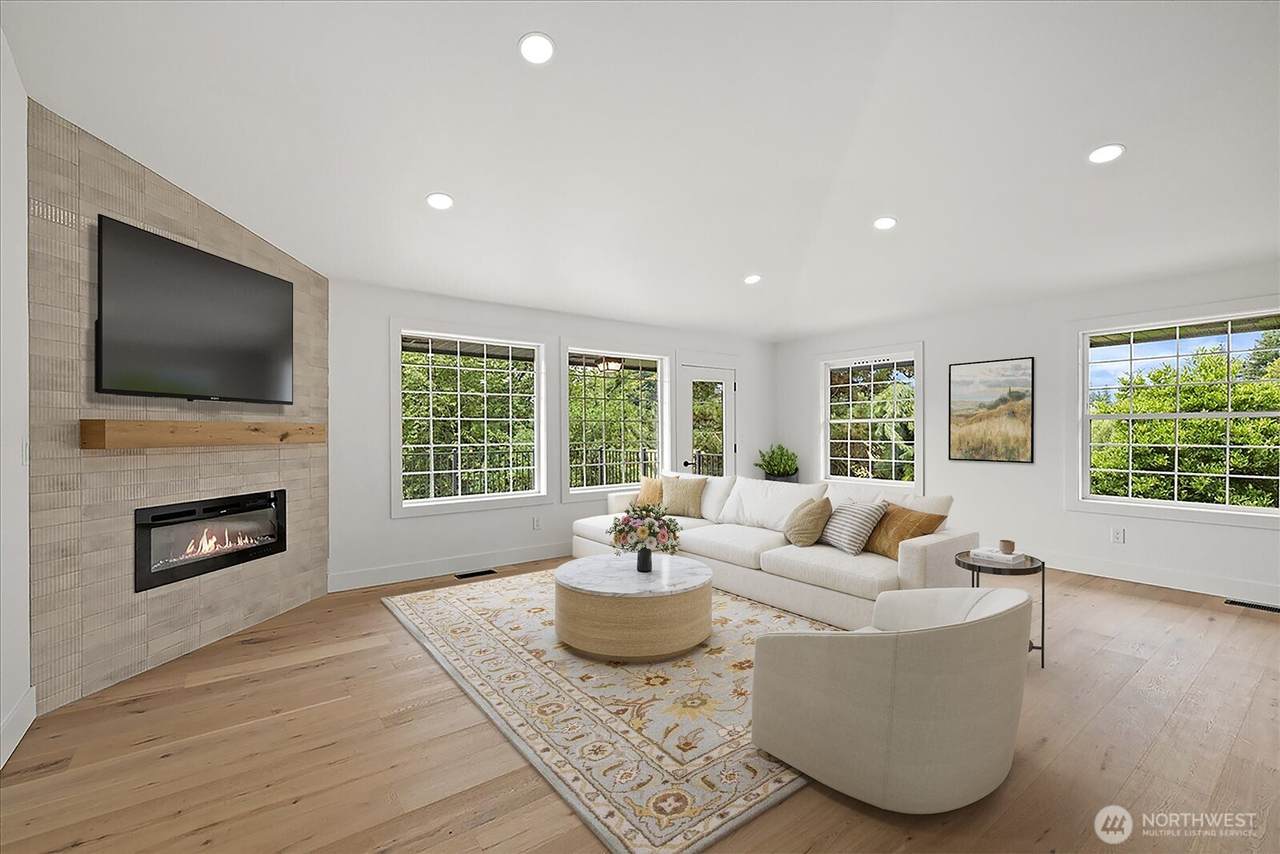 25106 47th Avenue - Photo 1