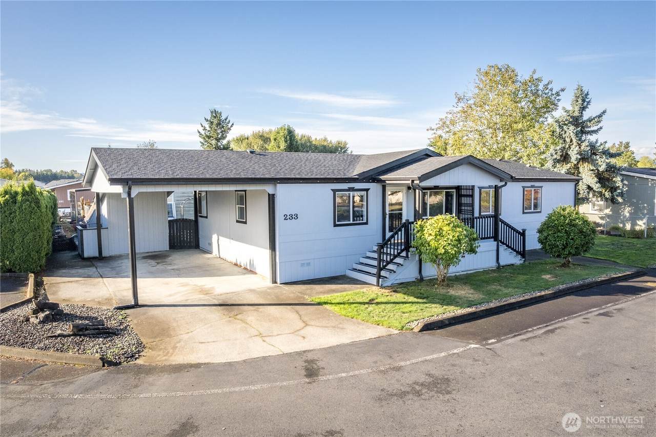 233 Concord Place - Photo 1