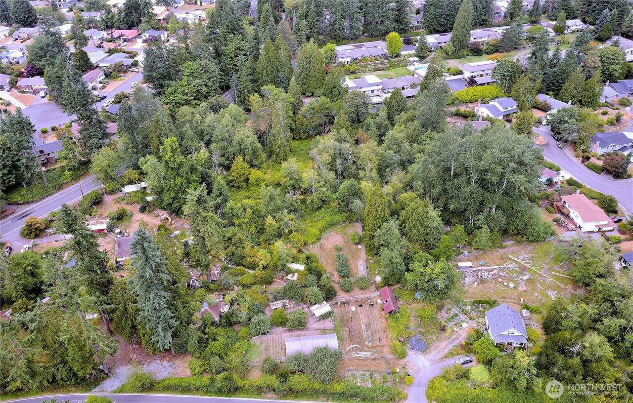 17204 Northup Way - Photo 1